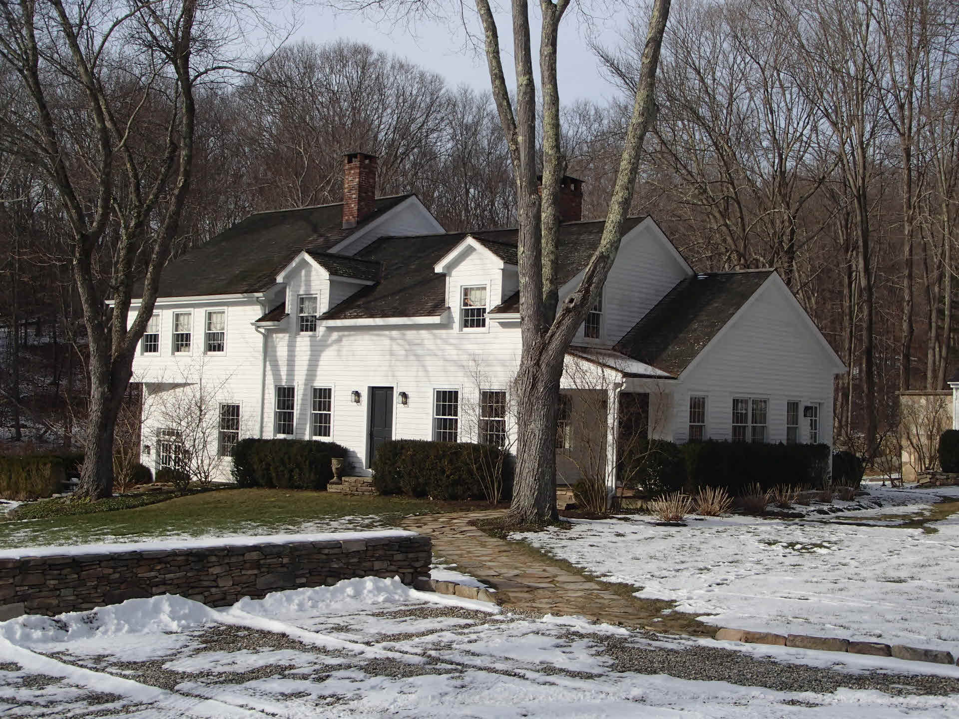 Building photograph for 76 QUARRY RD
